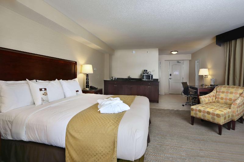 스탠다드 룸 킹사이즈 침대, Doubletree By Hilton Denver Thornton