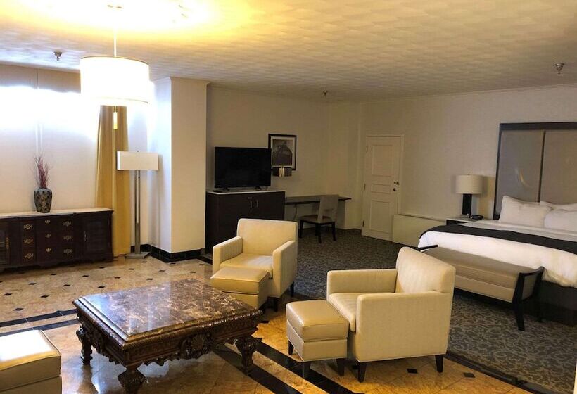 스위트 킹사이즈 침대, Radisson Lackawanna Station Hotel Scranton
