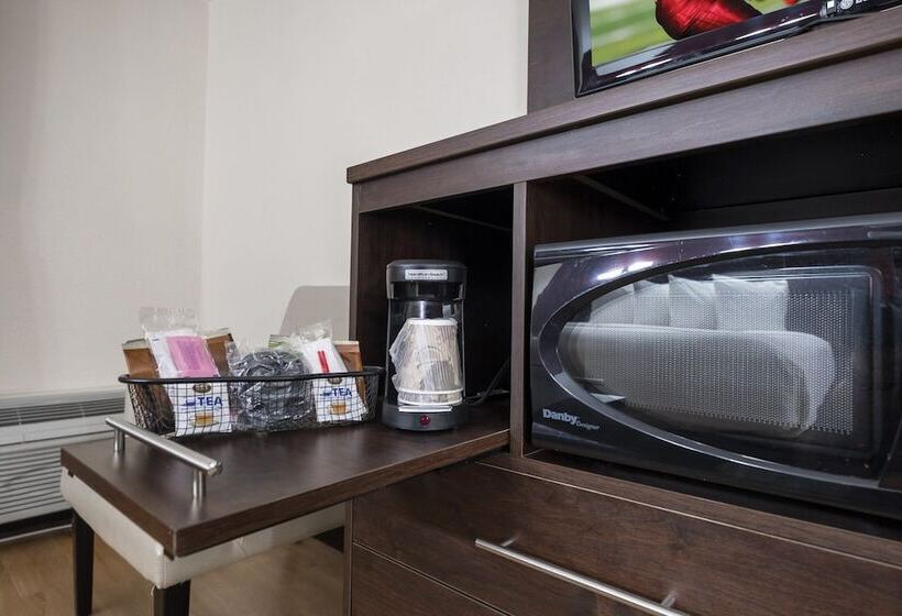 חדר פרמיום, Red Roof Inn Plus+ & Suites Knoxville West Cedar Bluff