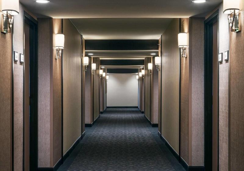 Номер Deluxe, Sheraton Charlotte Airport