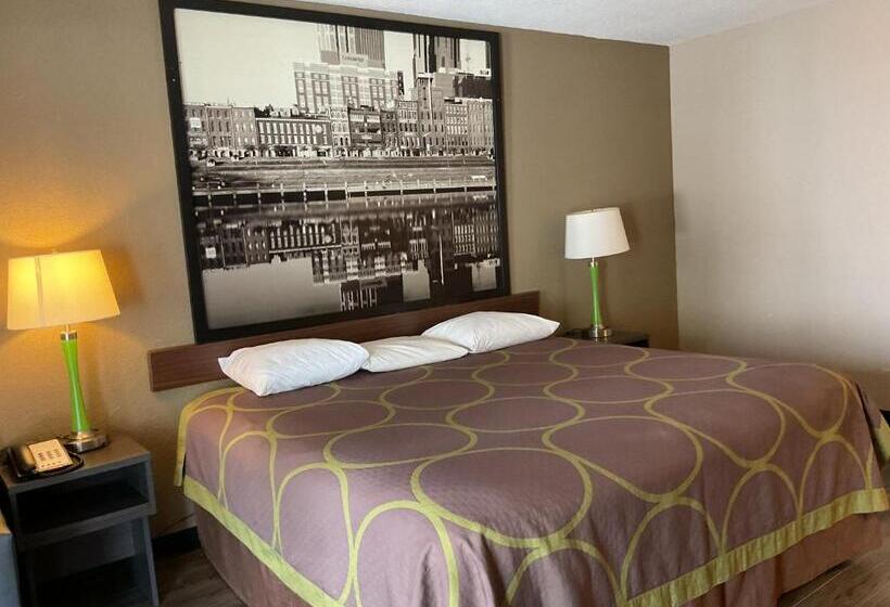 身障者適用キングサイズベッドルーム, Super 8 By Wyndham Chattanooga/east Ridge