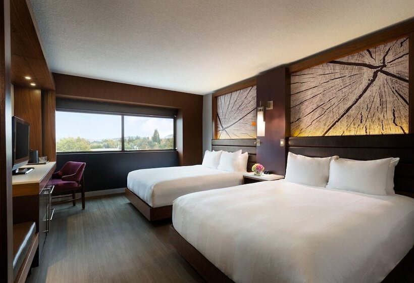 스탠다드 룸 더블 침대 2개, Walnut Creek Marriott