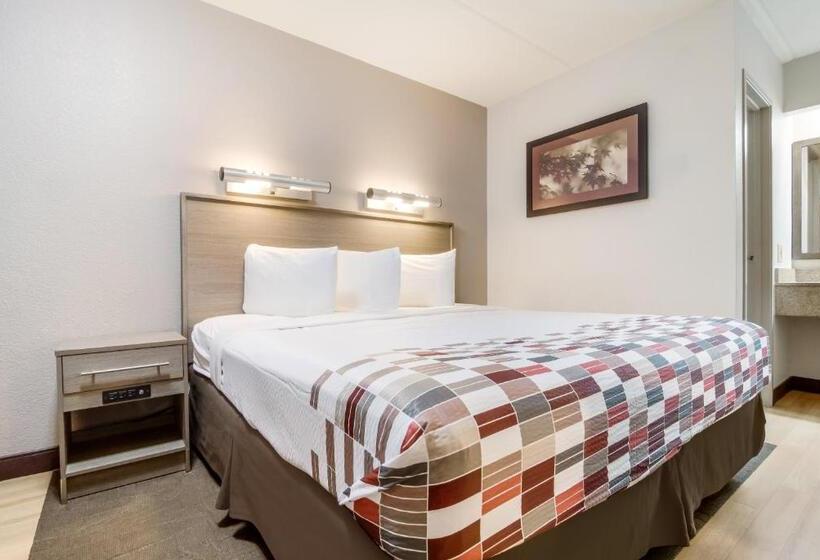 Номер Deluxe Кровать Кинг, Red Roof Inn Detroit  Farmington Hills