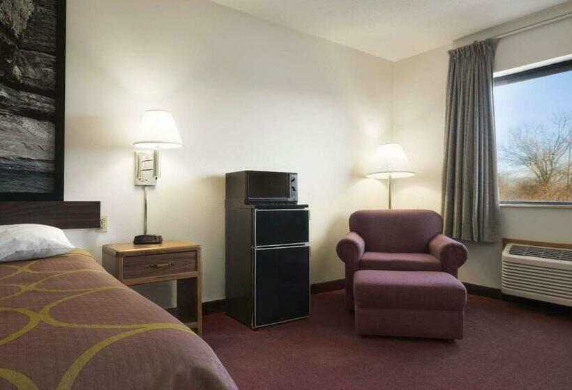 디럭스 스위트, Super 8 By Wyndham Danville