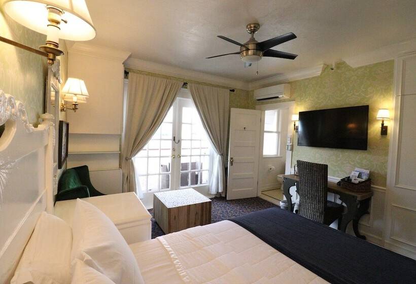 수피리어 룸, The Riverview Hotel   New Smyrna Beach