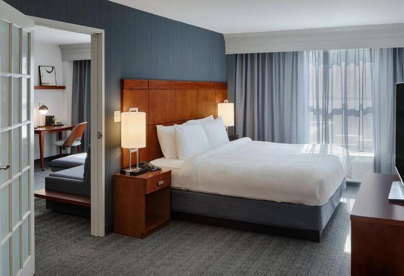 Люкс 2 Спальни, Courtyard By Marriott Springfield Downtown