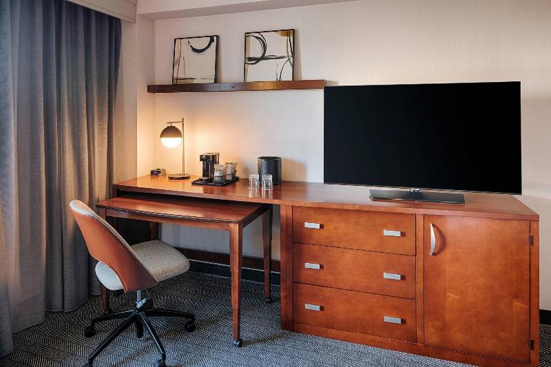 Номер Стандарт, Courtyard By Marriott Springfield Downtown