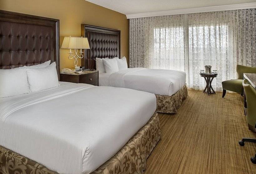 스탠다드 룸 더블 침대 2개, Hilton St. Louis Airport
