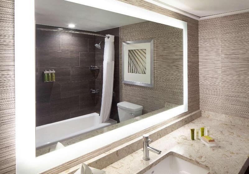 Стандартный Номер Кровать Кинг, Hilton Tampa Airport Westshore