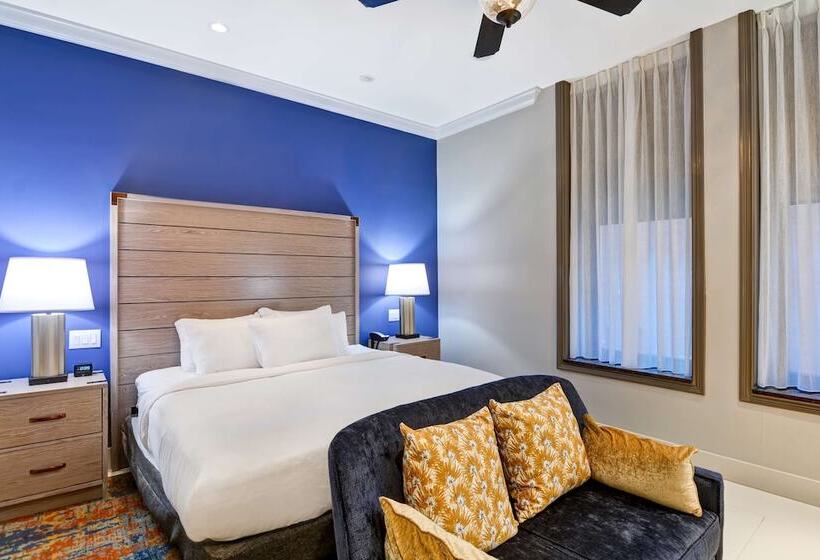 프리미엄 룸, The Cincinnatian Hotel Curio Collection By Hilton