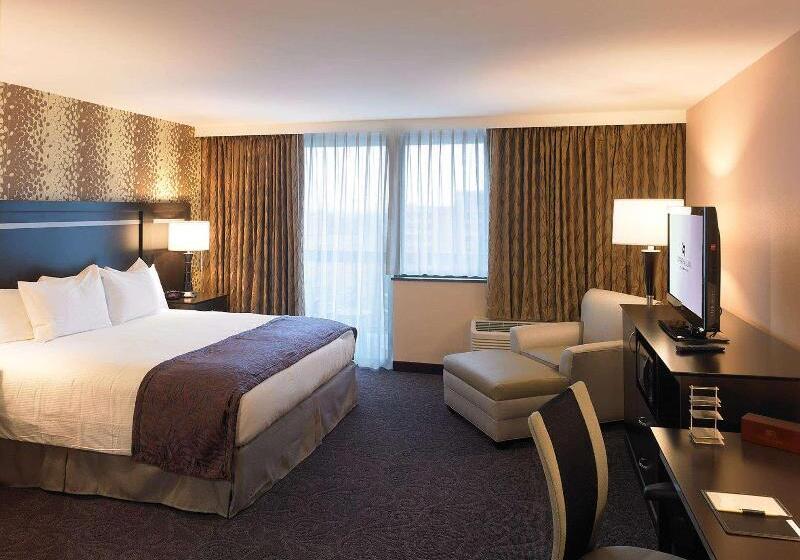 Люкс Кровать Кинг, The Strathallan Rochester Hotel & Spa   Doubletree By Hilton