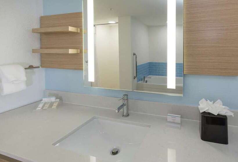 스탠다드 룸, The Cincinnatian Hotel Curio Collection By Hilton