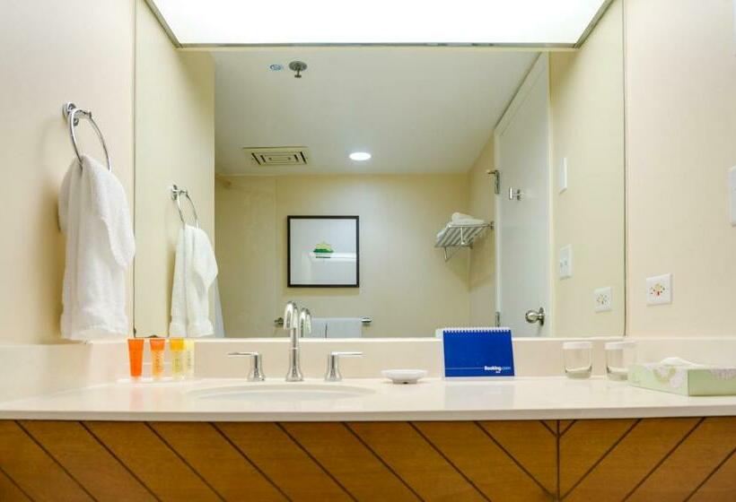 주방 포함 주니어 스위트, Oasis Hotel Waikiki