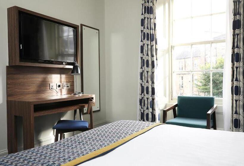 Студия Стандарт, Cairn Hotel & Apartments