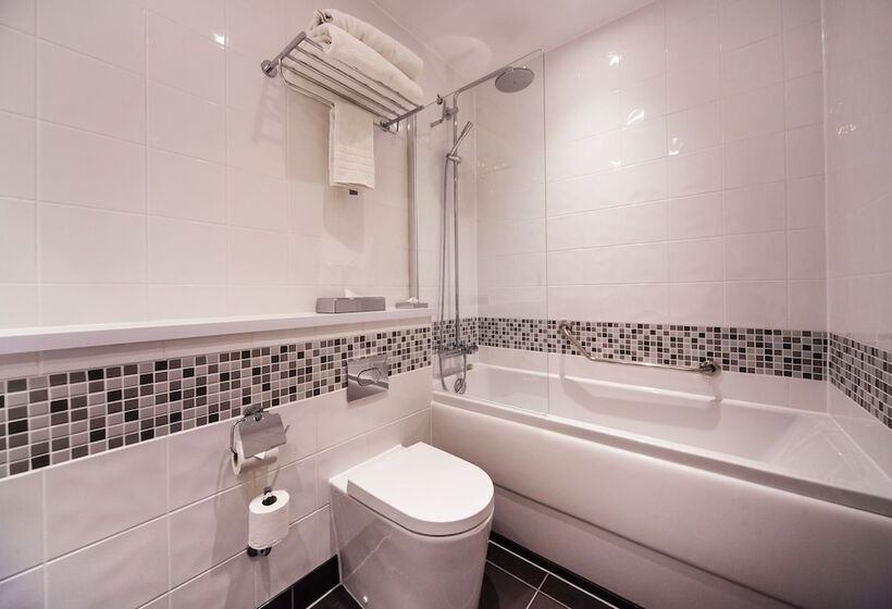 Номер Стандарт, Crowne Plaza Leeds, An Ihg
