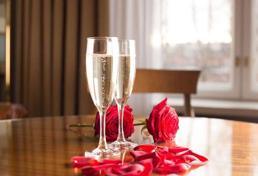 Семейный Номер, Radisson Blu Grand Hotel Tammer