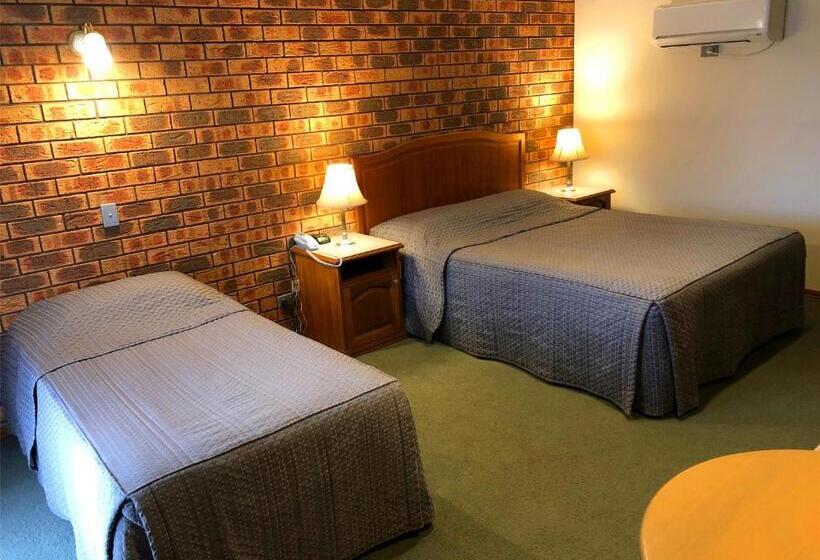 디럭스 자쿠지룸, Victoriana Motor Inn