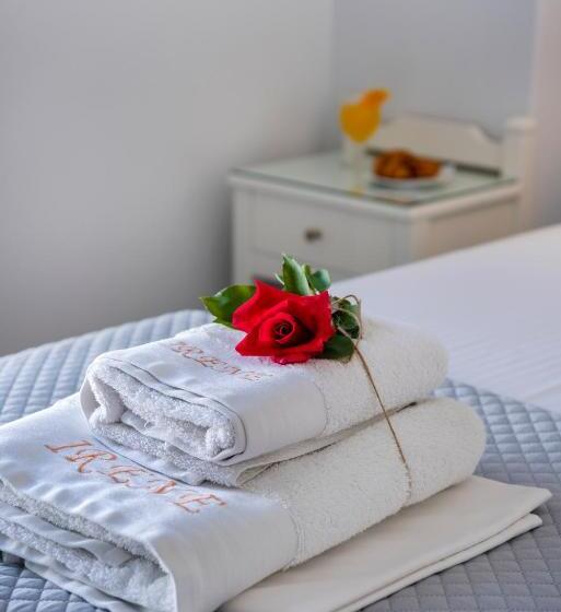 Номер Стандарт Трехместный, Irene Hotel   Beachfront