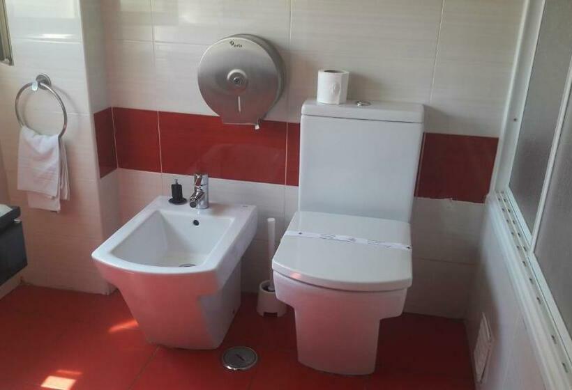 Quarto Estandar Individual, Alicante Lisboa