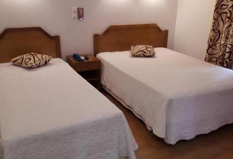 Quarto Familiar, Alicante Lisboa