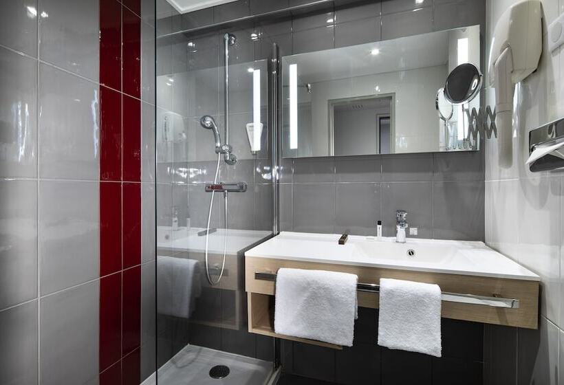 اتاق استاندارد چهار تخته, Paris Bastille