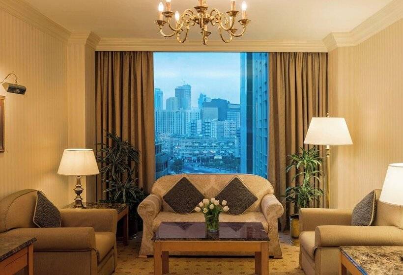 سوییت اجرایی, Sheraton Kuwait, A Luxury Collection Hotel, Kuwait City