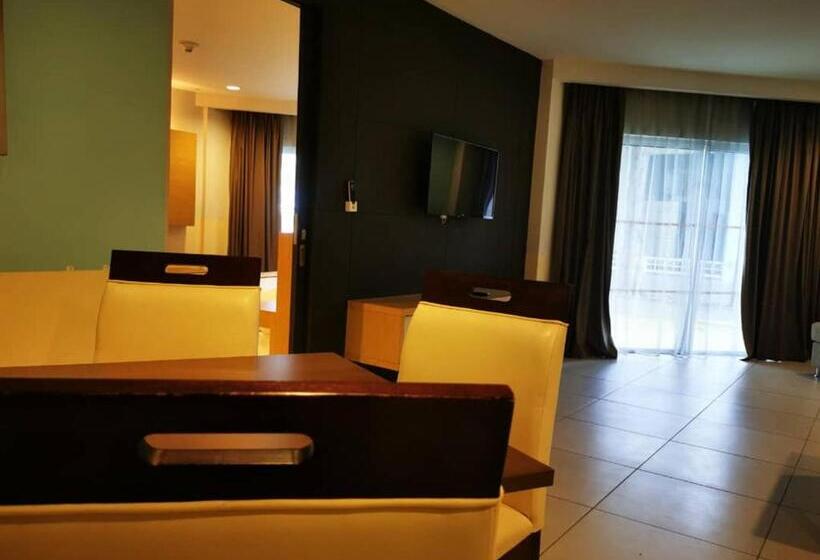 Полулюкс, Century Langkasuka Resort Langkawi