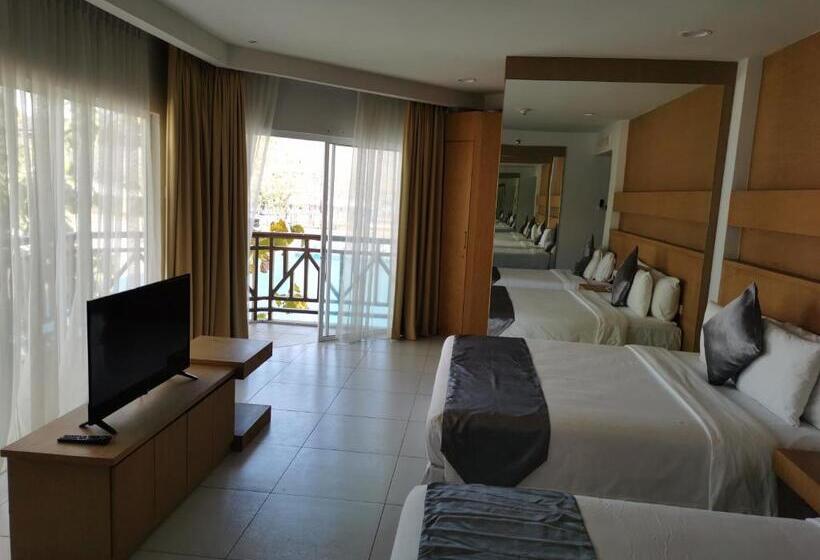 Четырехместный Номер Стандарт Вид на Море, Century Langkasuka Resort Langkawi