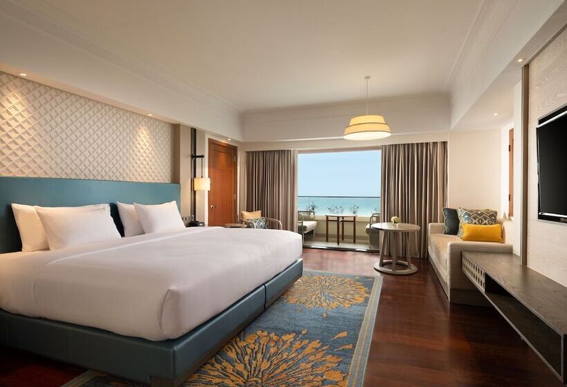 Номер Executive, Hilton Bali Resort
