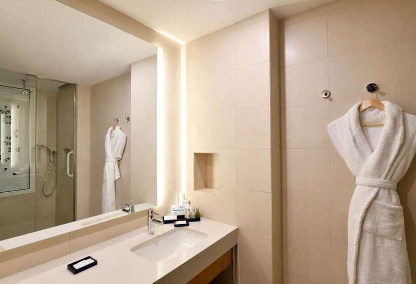 Семейный Номер, Hilton Bali Resort