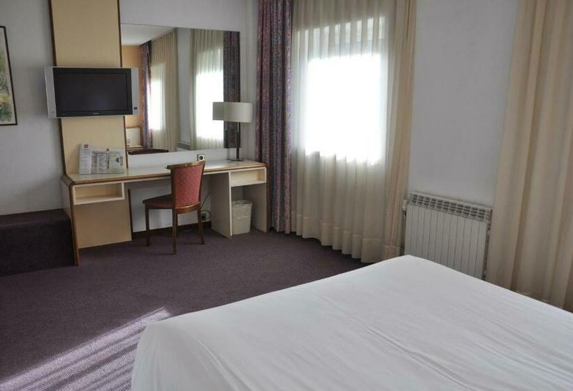 Chambre Standard Individuelle, Andorra Palace