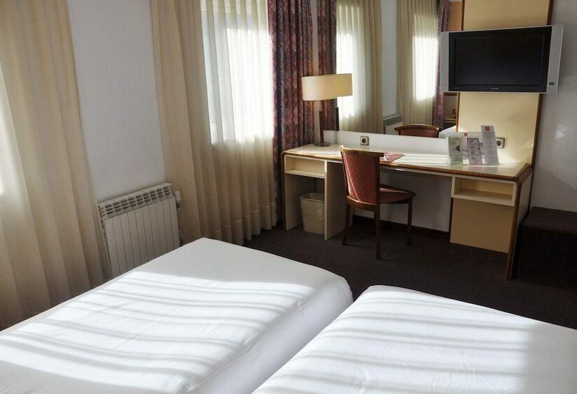 Chambre Standard Individuelle, Andorra Palace