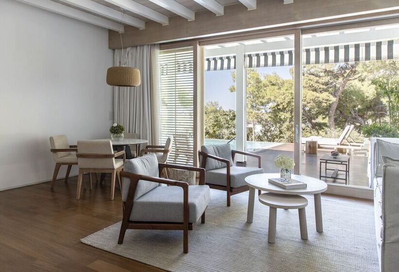 Люкс Вид на Сад, Four Seasons Astir Palace Athens