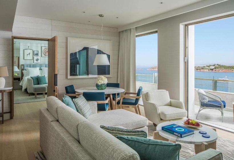 Люкс Кровать Кинг, Four Seasons Astir Palace Athens