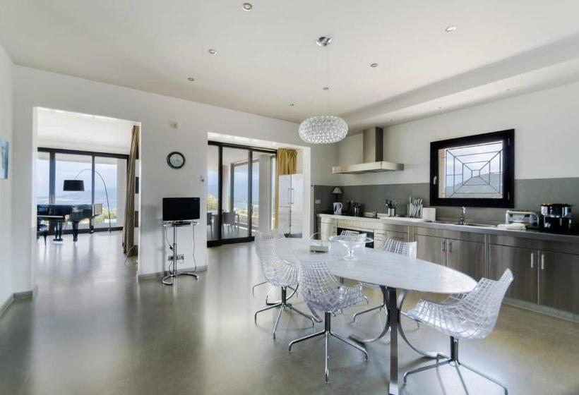 Вилла 1 Спальня, La Villa Calvi