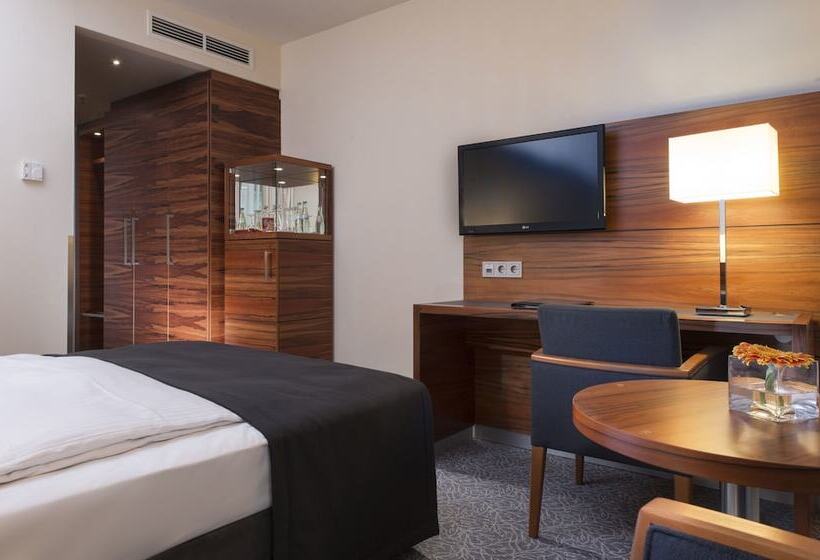 Классический Номер, Maritim Hotel München