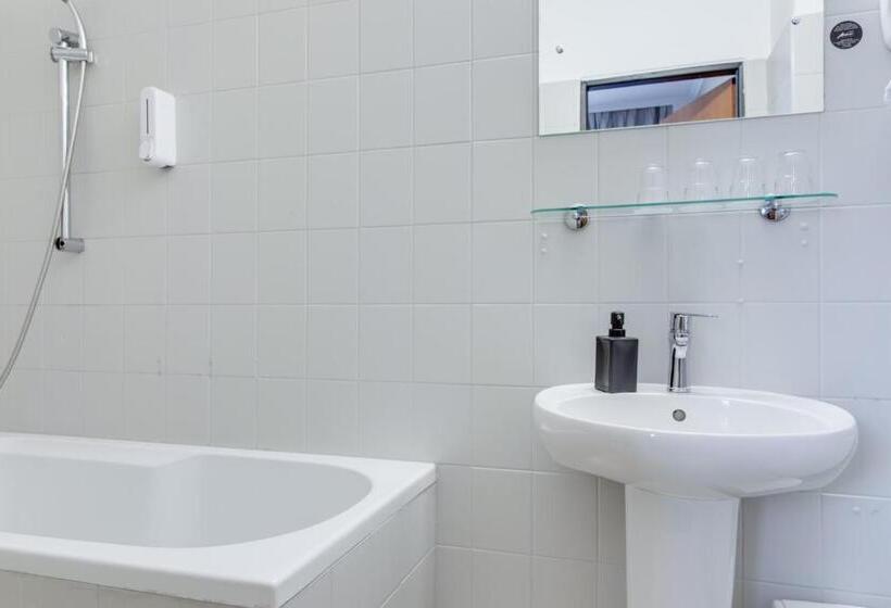 Apartamento 1 Dormitório, Andante