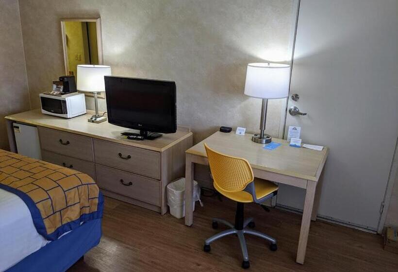 Номер Стандарт, Days Inn By Wyndham Bullhead City