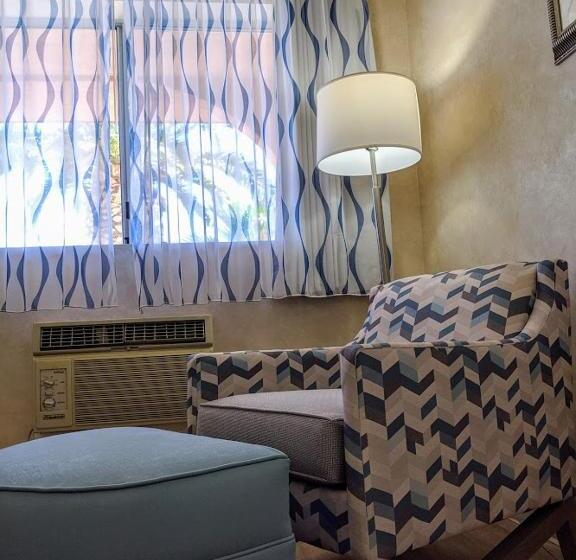 Стандартный Номер Кровать Кинг, Days Inn By Wyndham Bullhead City