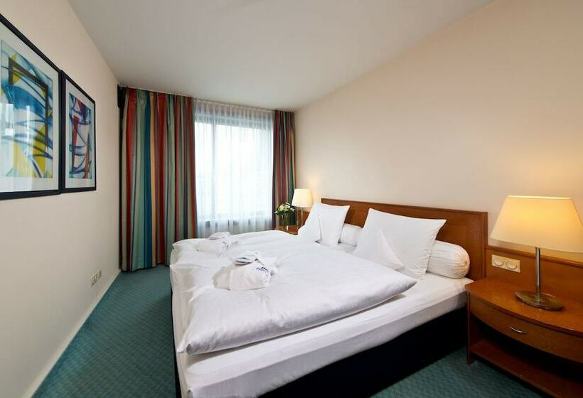 سوئیت مستر, Maritim Hotel Frankfurt