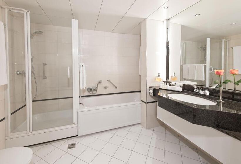 سوئیت مستر, Maritim Hotel Frankfurt