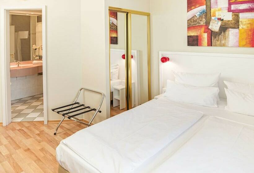 Номер Стандарт, Am Schloß Köpenick By Golden Tulip