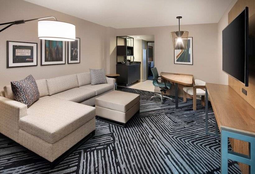 Люкс, Embassy Suites By Hilton San Rafael Marin County