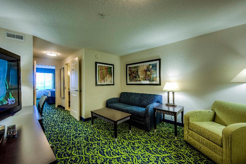 Люкс Кровать Кинг, Holiday Inn Express Richmond, An Ihg