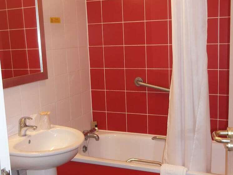 Четырехместный Номер Стандарт, 247hotel.com