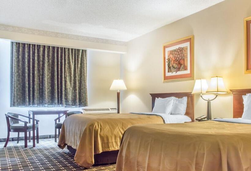 Номер Стандарт 2 Двуспальные Кровати, Quality Inn & Suites Palm Island Indoor Waterpark
