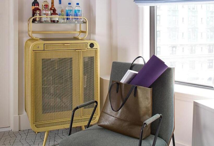 اتاق استاندارد, Hotel Seville Nomad
