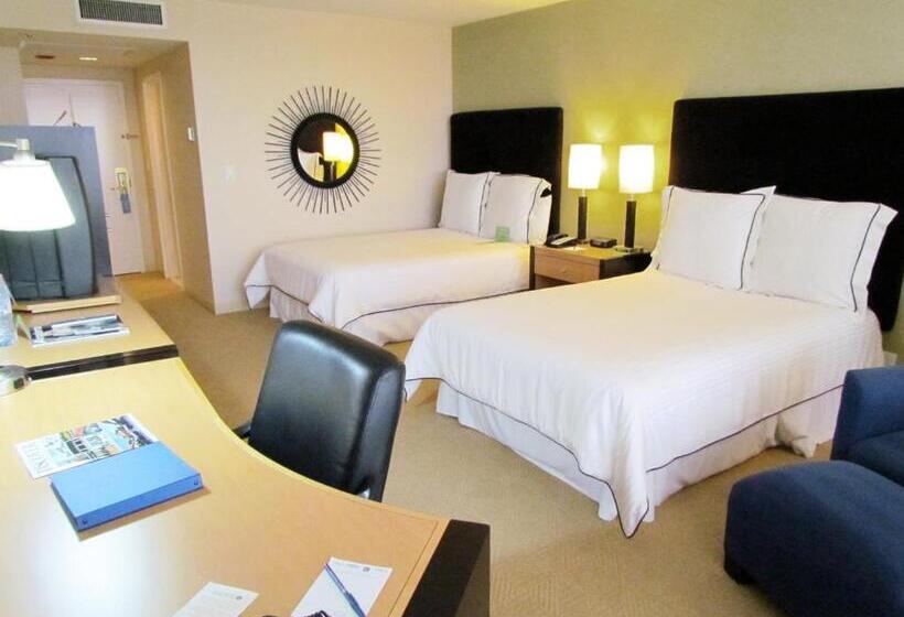 Номер Deluxe, Pacific Palms Resort And Golf Club