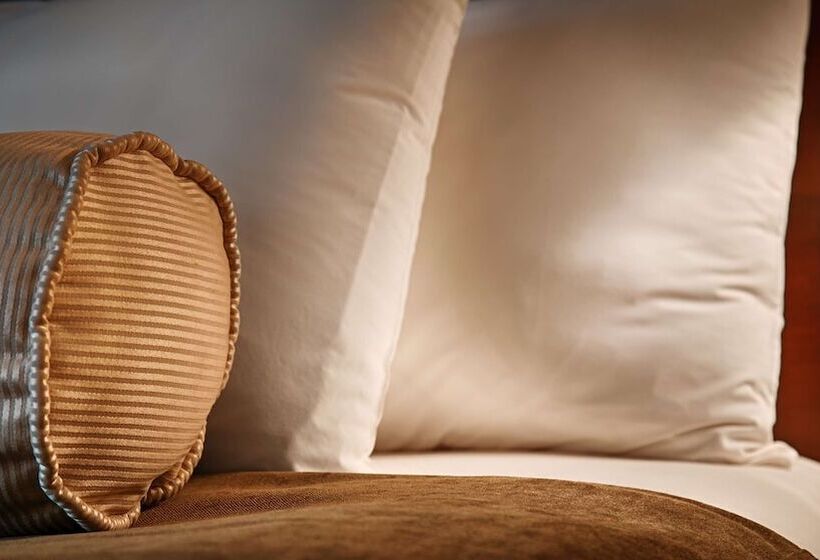 스위트, Best Western Salbasgeon Inn & Suites