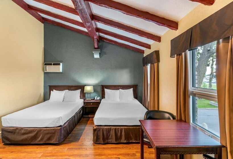 ２ダブルベッドのスタンダードルーム, Econo Lodge
